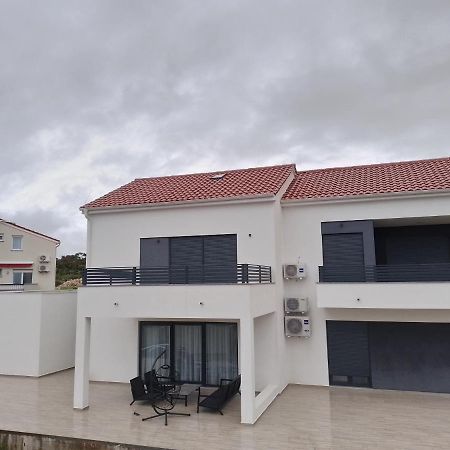 Villa Biba 诺瓦利娅 外观 照片